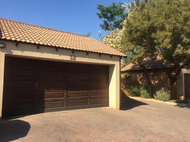 House for rent in Waterkloof, Gauteng