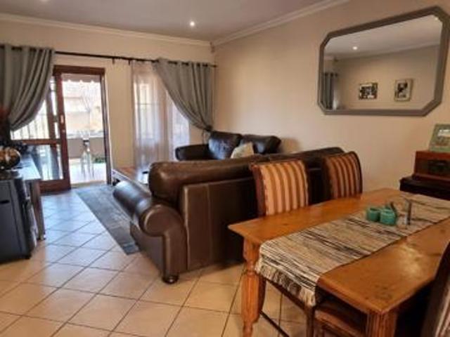 House for rent in Waterkloof, Gauteng
