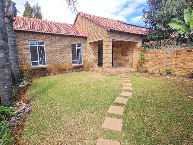 House for sale in Waterkloof, Gauteng