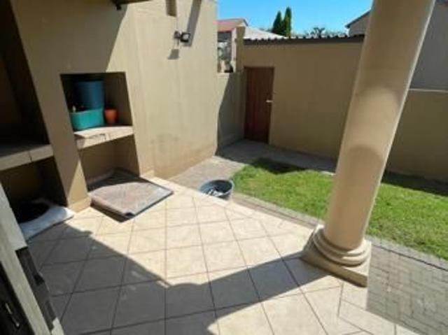 Apartment for rent in North & Sandton, Randburg