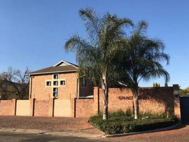 Apartment for rent in Waterkloof, Gauteng