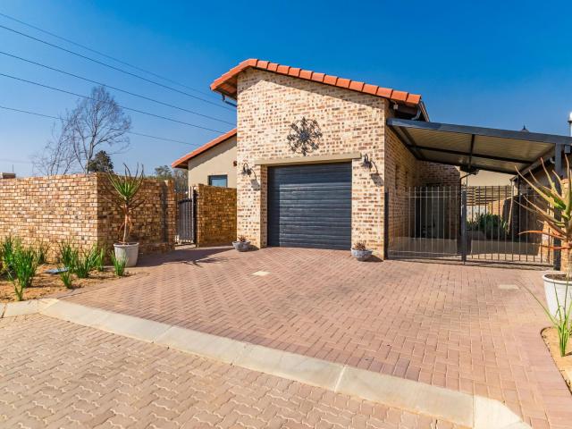 House for rent in Kagiso, Gauteng