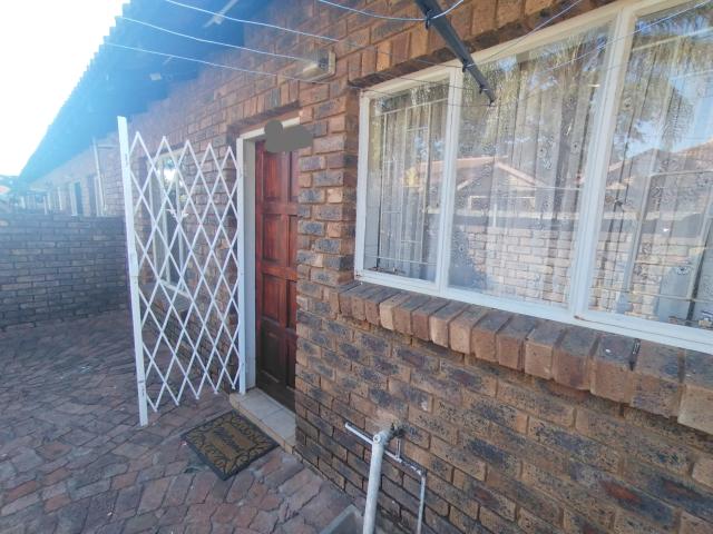 Room for rent in Doornpoort, Gauteng