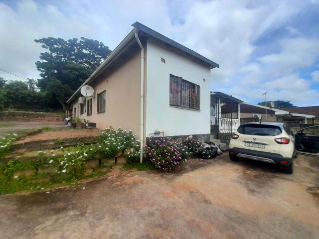 House for rent in Chatsworth, Kwazulu-natal