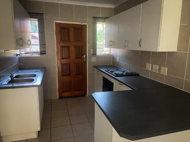 House for rent in Wilgeheuwel, Roodepoort