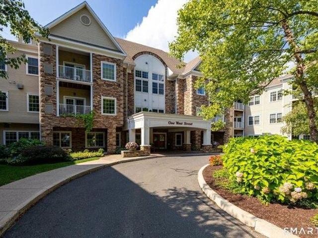 Condo for sale in Simsbury, Capitol Planning Region