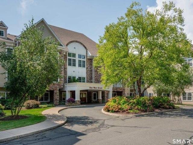 Condo for sale in Simsbury, Capitol Planning Region