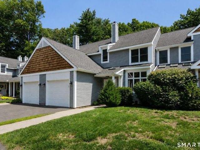 House for sale in Simsbury, Connecticut