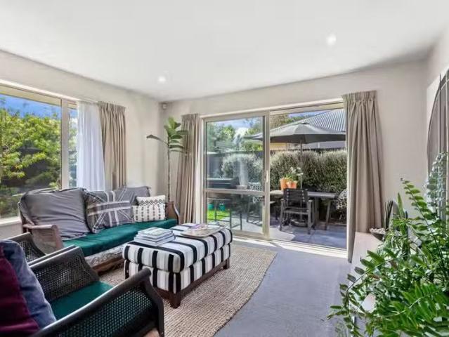 House for rent in Heathcote, Canterbury