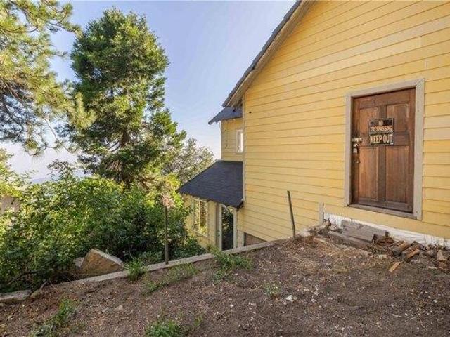House for sale in Cedar Glen, California