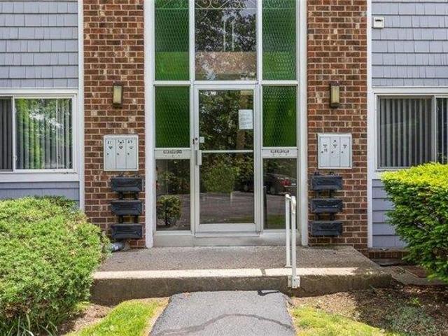 Condo for sale in Smithfield, Rhode Island