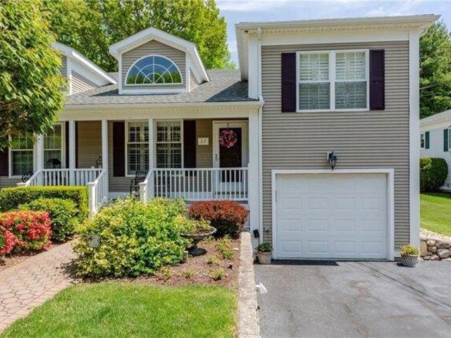 Condo for sale in Smithfield, Rhode Island