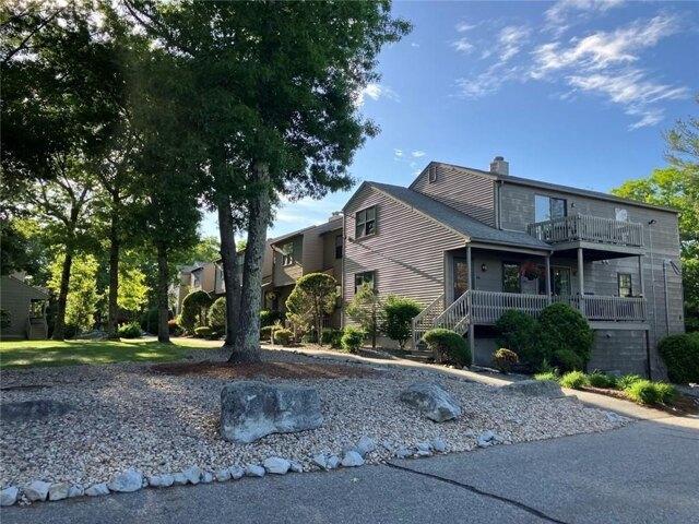 House for sale in Smithfield, Rhode Island