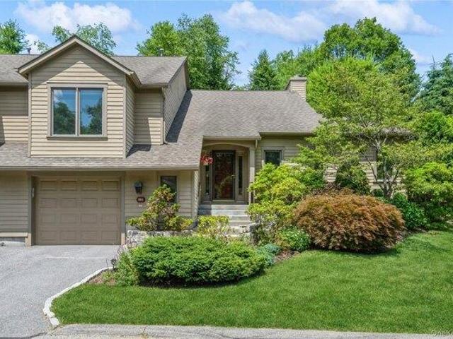 Condo for sale in Amawalk, New York
