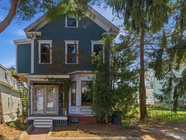 Condo for sale in Somerville, Massachusetts