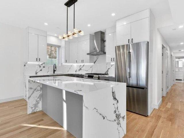 Condo for sale in Spring Hill Historic District, Somerville