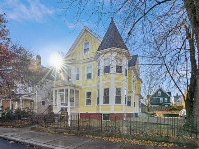 Condo for sale in Somerville, Massachusetts