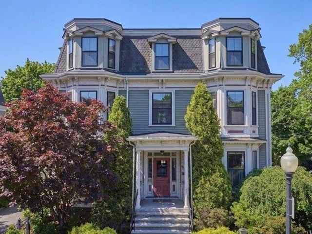 Condo for sale in Somerville, Massachusetts