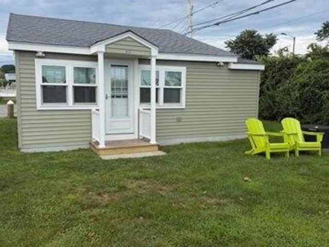 House for sale in Snug Harbor, South Kingstown