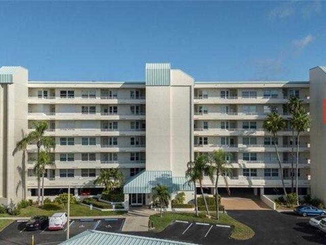 Condo for sale in South Pasadena, Florida