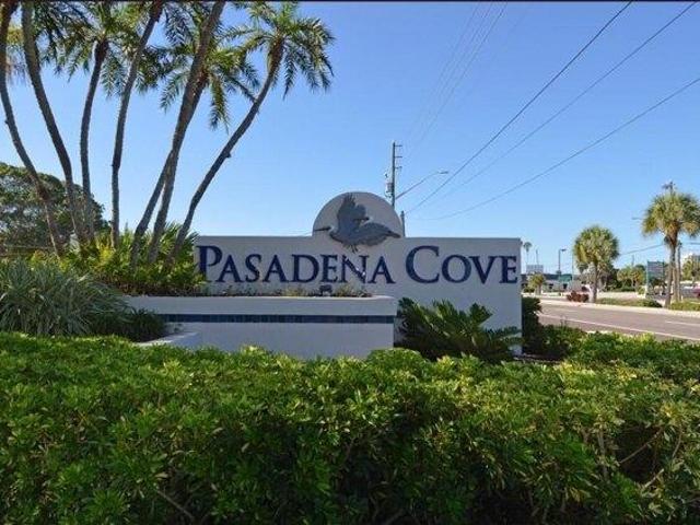 Condo for sale in South Pasadena, Florida