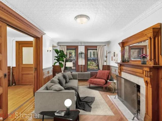 Apartment for sale in Arverne, New York