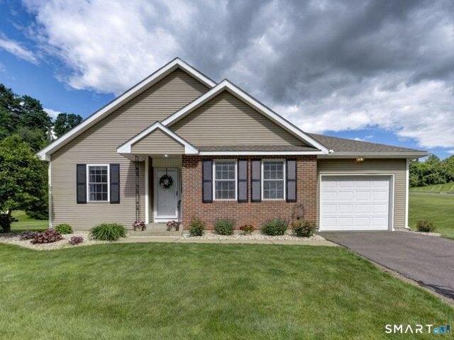 Condo for sale in South Windsor, Connecticut