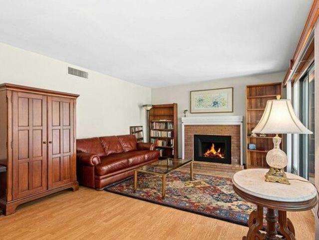 Condo for sale in Southbury, Connecticut