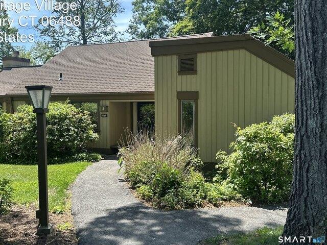 Condo for sale in Southbury, Connecticut