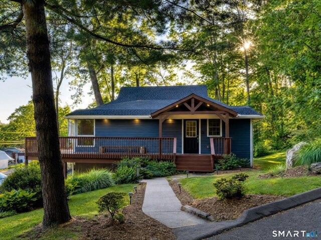 House for sale in Southbury, Connecticut