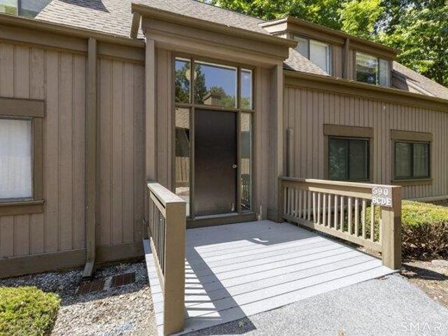 Condo for sale in Southbury, Connecticut