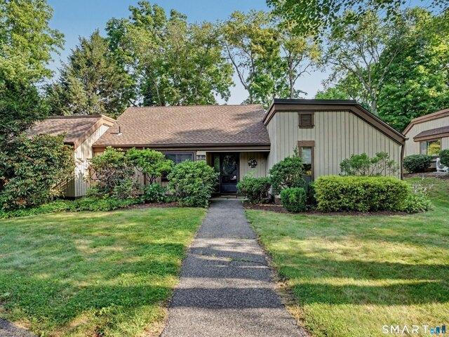 Condo for sale in Heritage Village, Southbury