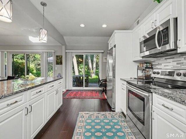 Condo for sale in Heritage Village, Southbury