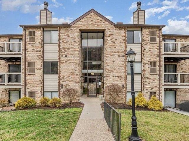 Condo for sale in Southgate, Michigan