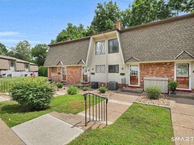 House for sale in Southington, Connecticut