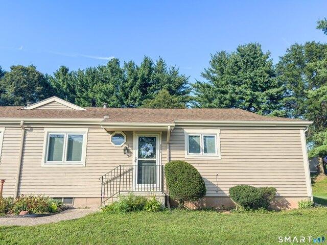 Condo for sale in Southington, Connecticut