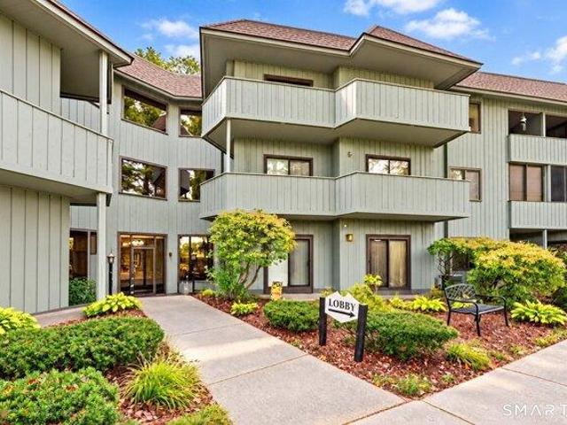 Condo for sale in Southington, Capitol Planning Region