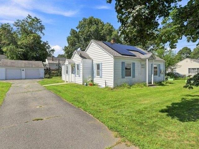 House for sale in Hampden, Massachusetts