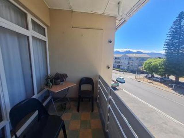 Apartment for rent in Strand, Western Cape