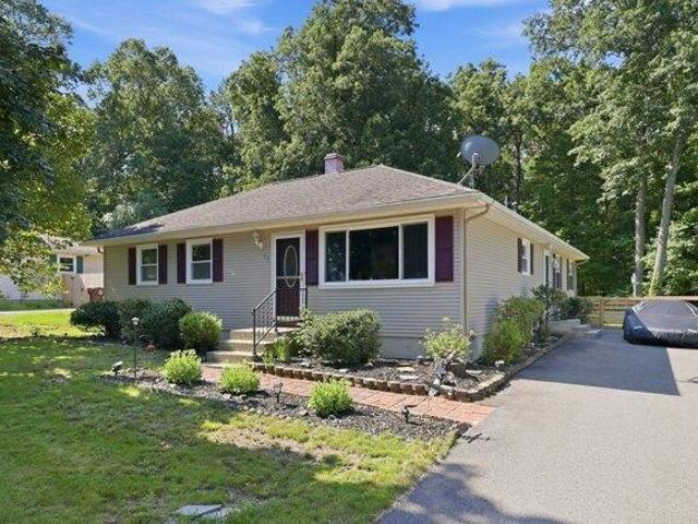 House for sale in Hampden, Massachusetts