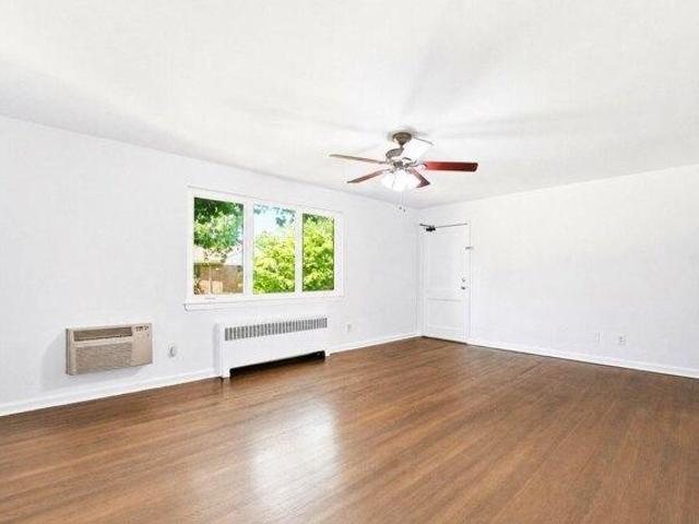 Condo for sale in Springfield, New Jersey