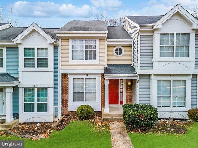 Condo for sale in Stafford