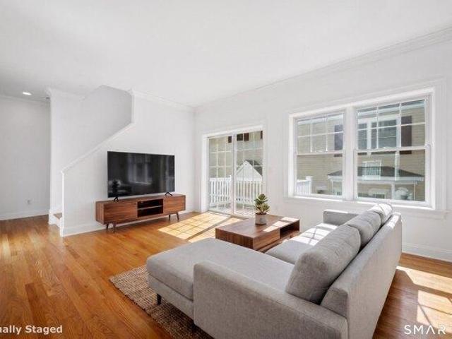House for sale in Cos Cob, Connecticut