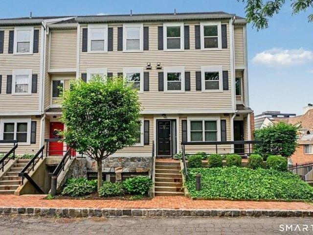 House for sale in Cos Cob, Connecticut