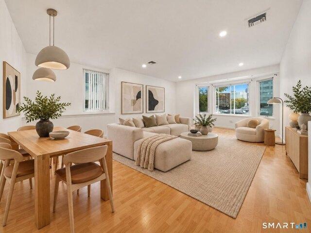 House for sale in Cos Cob, Connecticut