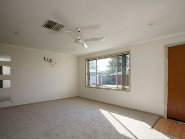 Townhouse for rent in West Wodonga, Victoria
