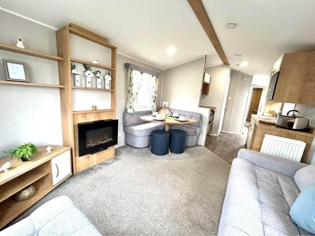 House for rent in Mile Town, Oad Street