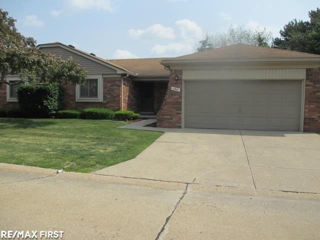 Condo for sale in Sterling Heights