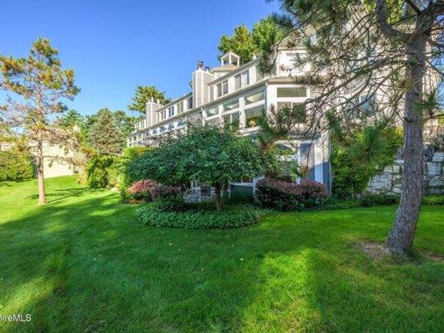 Condo for sale in Wheatleigh, Stockbridge
