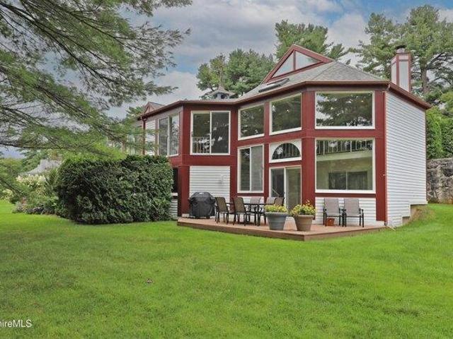 Condo for sale in Wheatleigh, Stockbridge